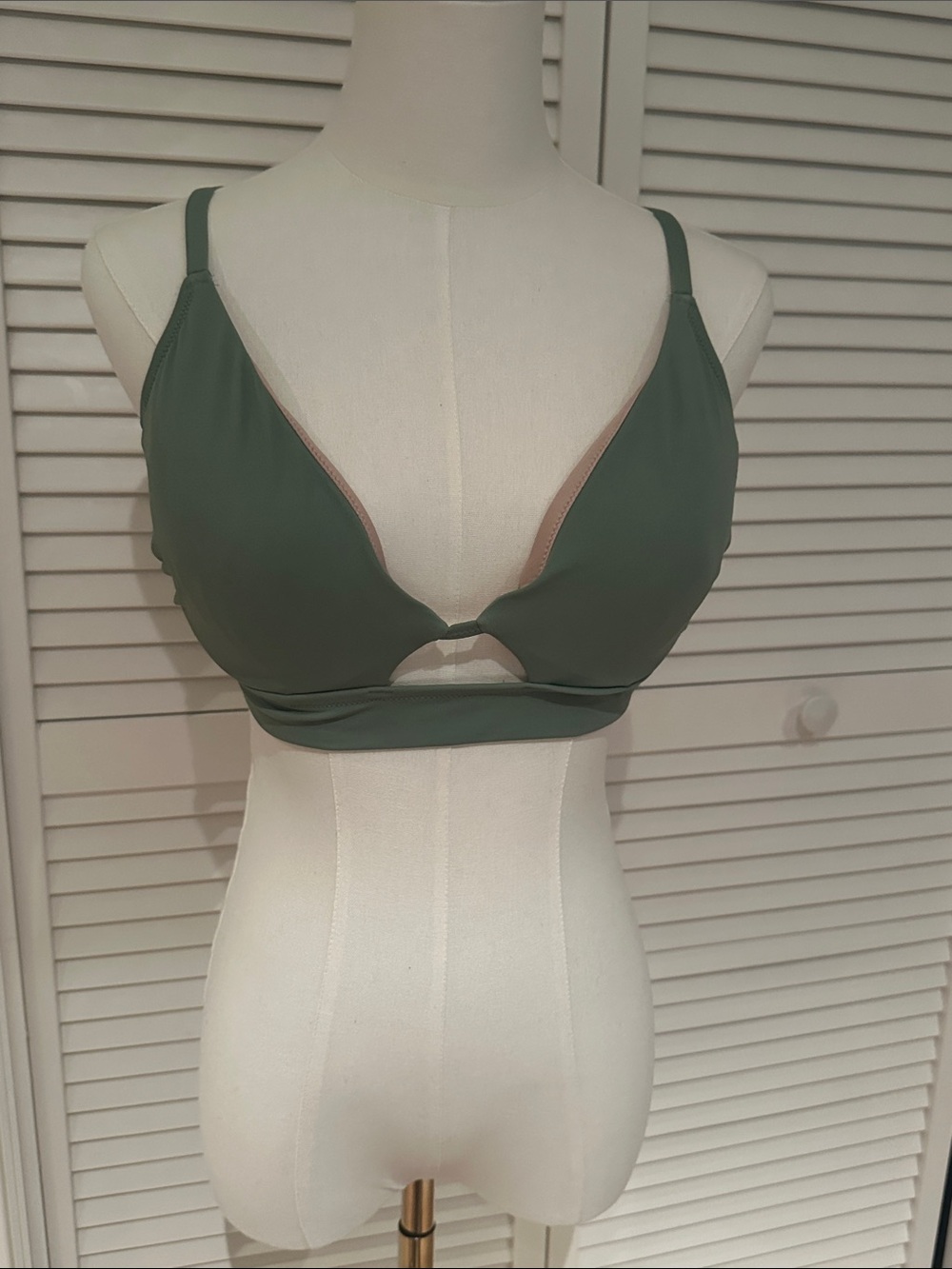 Shade & Shore Olive Green Plunge Bikini Top